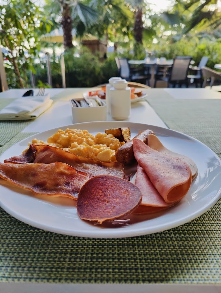 Mövenpick Resort Al Marjan Island