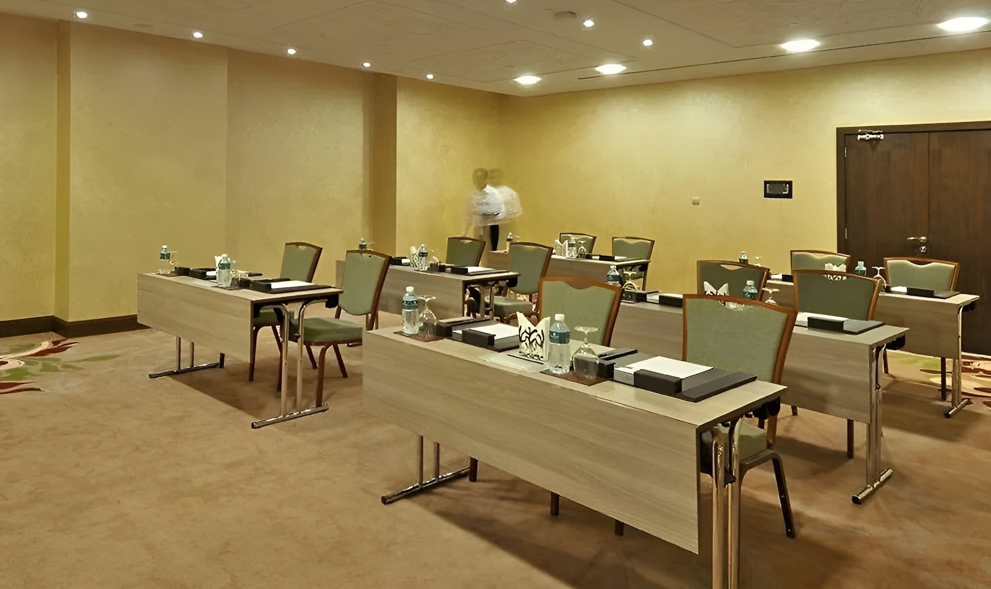 Dubai Room