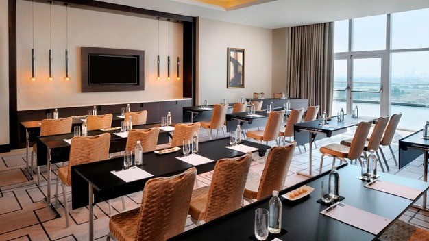 dxbjw_meeting_0079_hor_wide