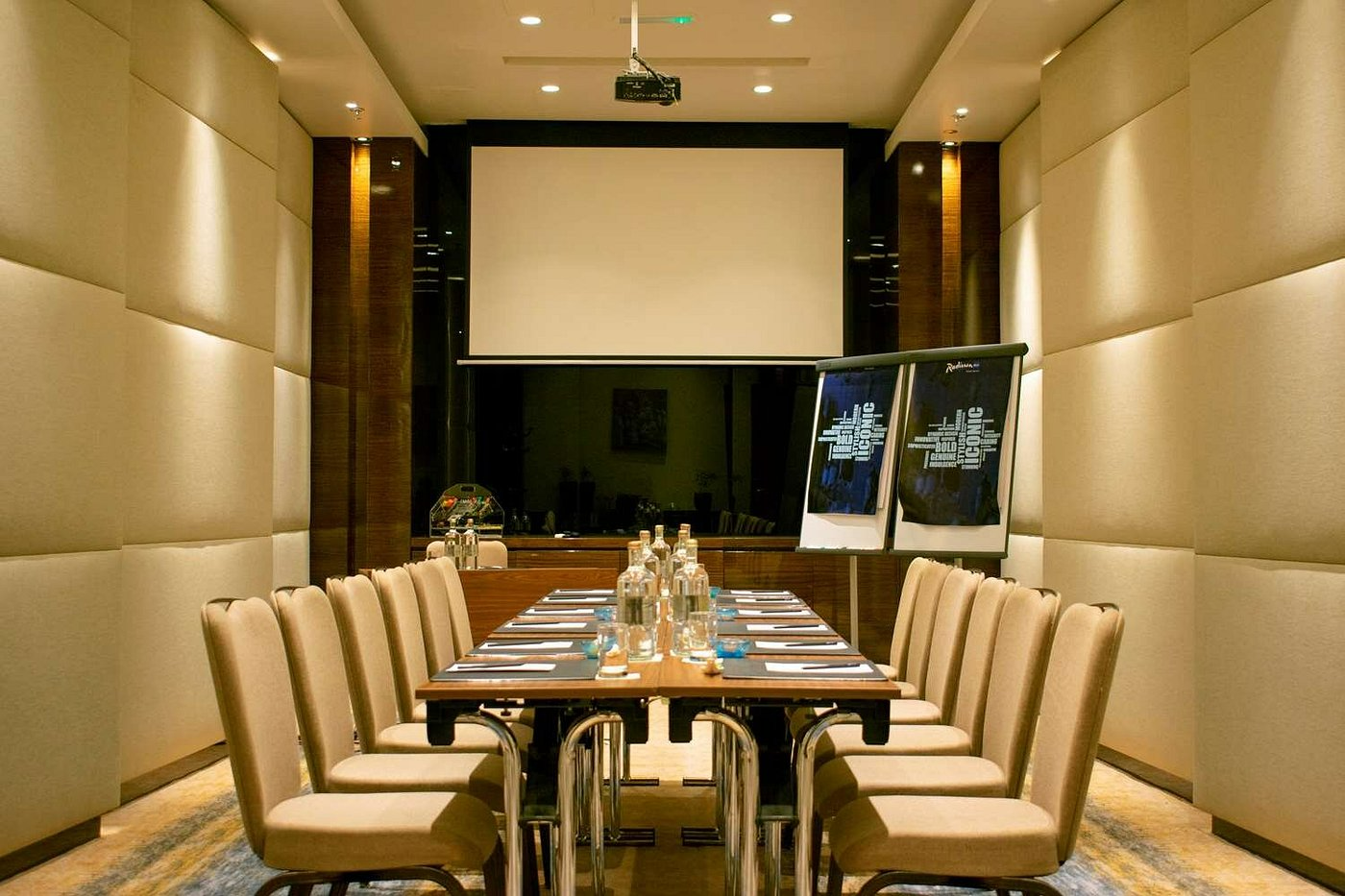 m3_boardroom