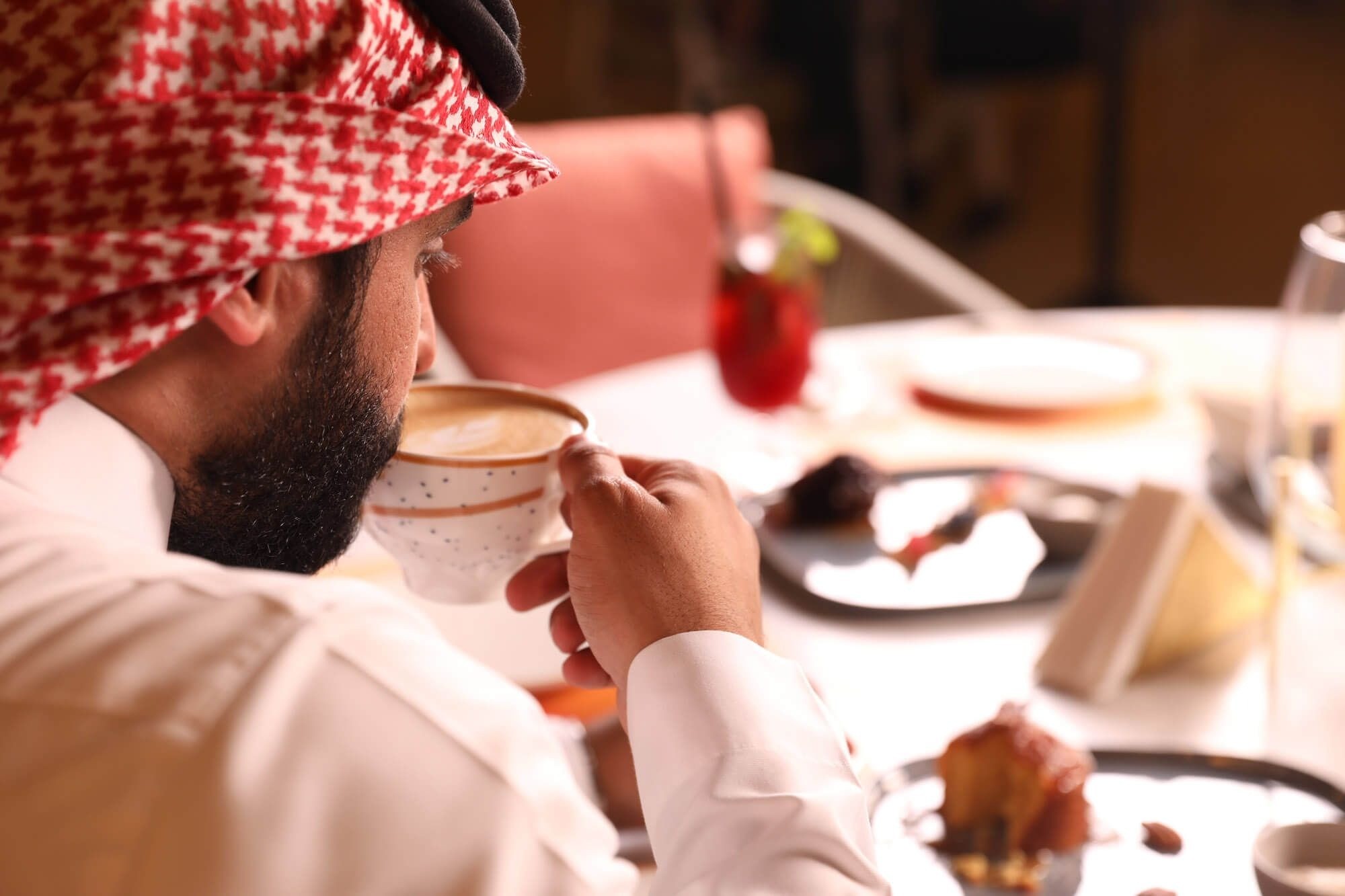 Food & Drinks