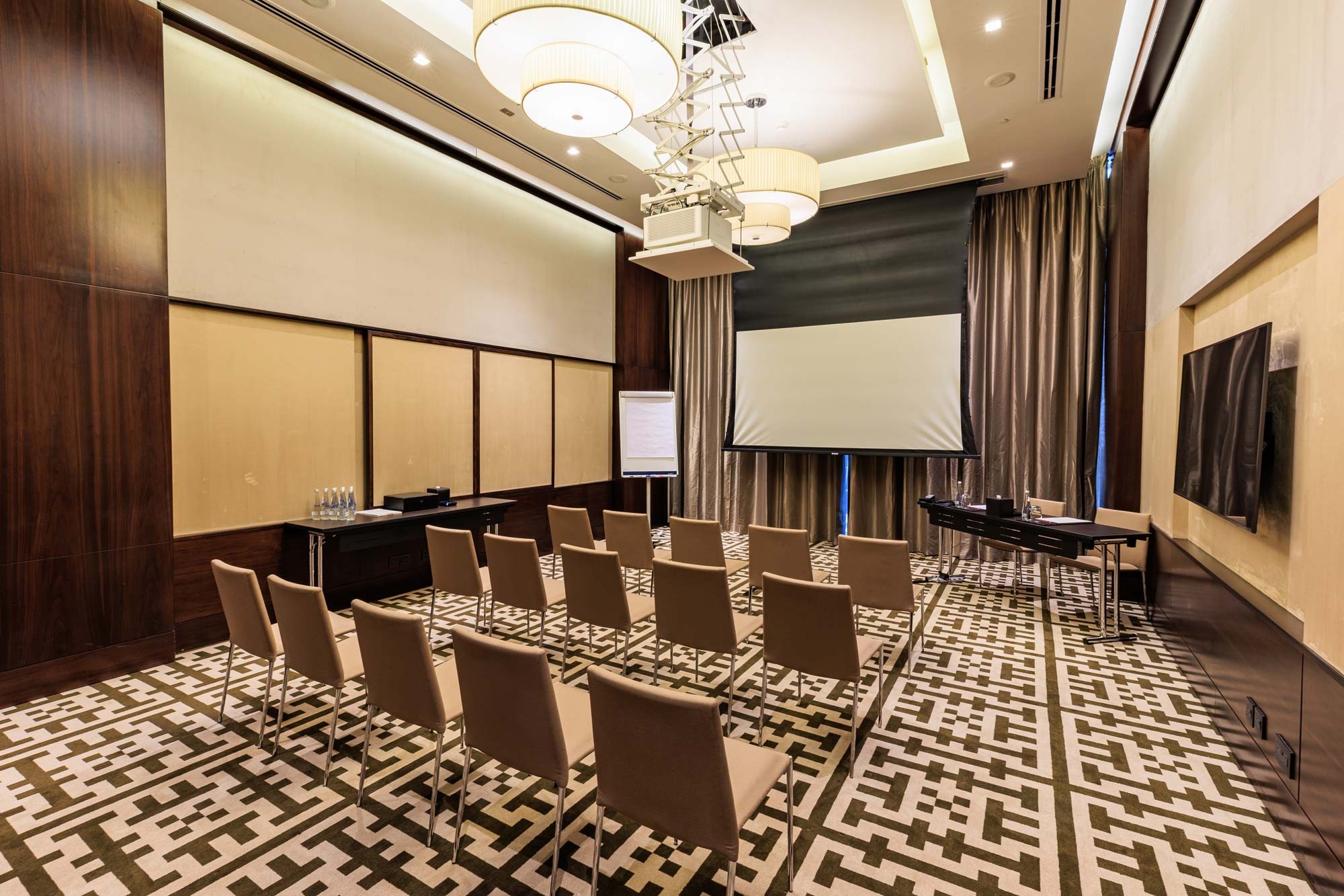 Grand Hyatt Abu Dhabi - Qimasha 3