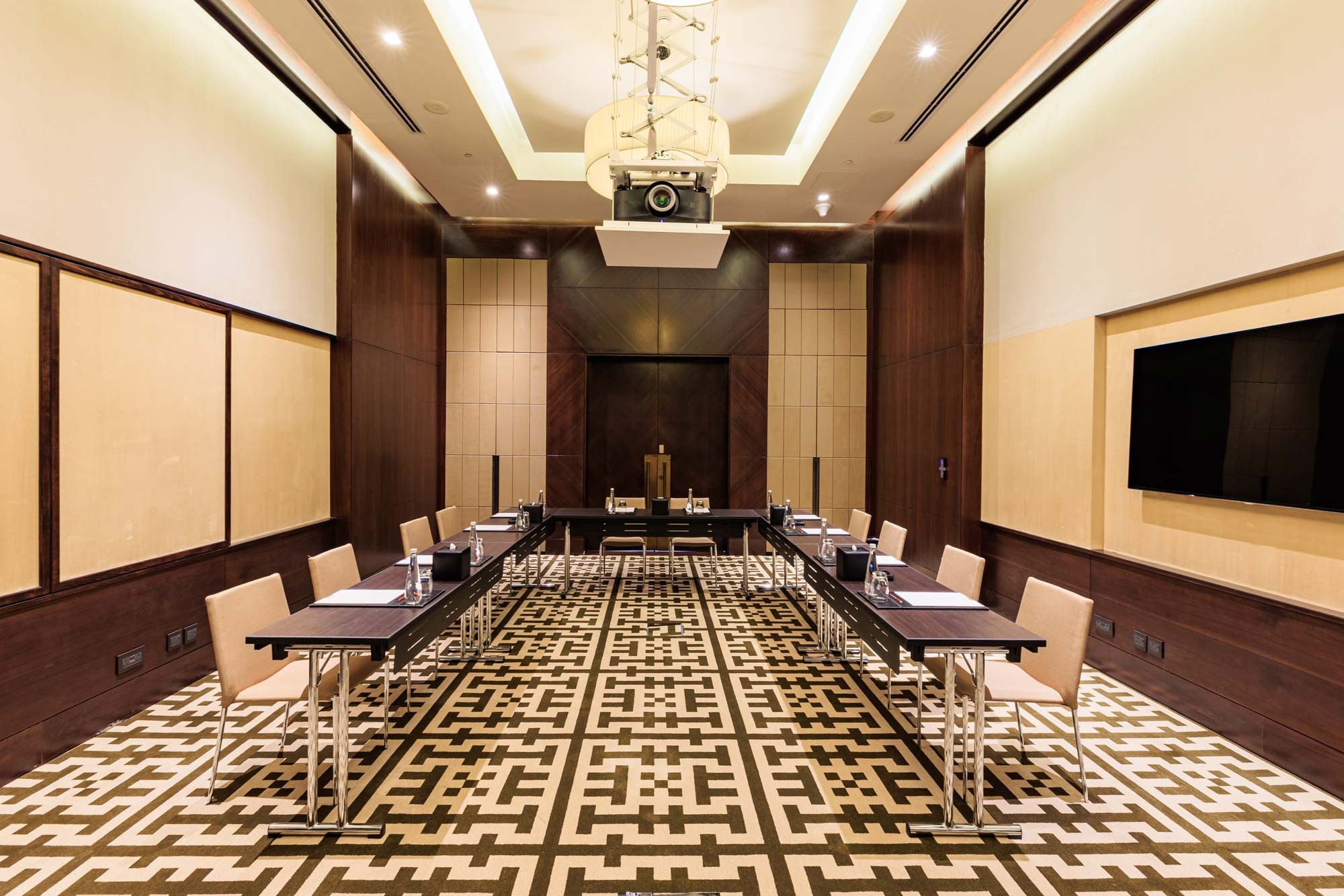 Grand Hyatt Abu Dhabi - Qimasha 3