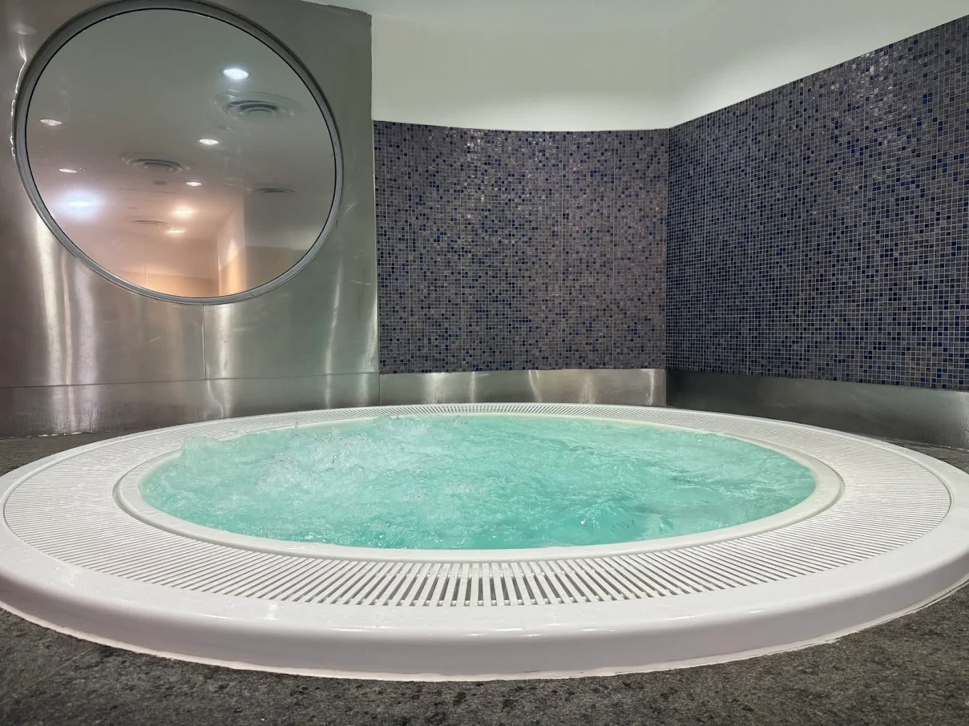 Holiday Inn Kuwait Salmiya