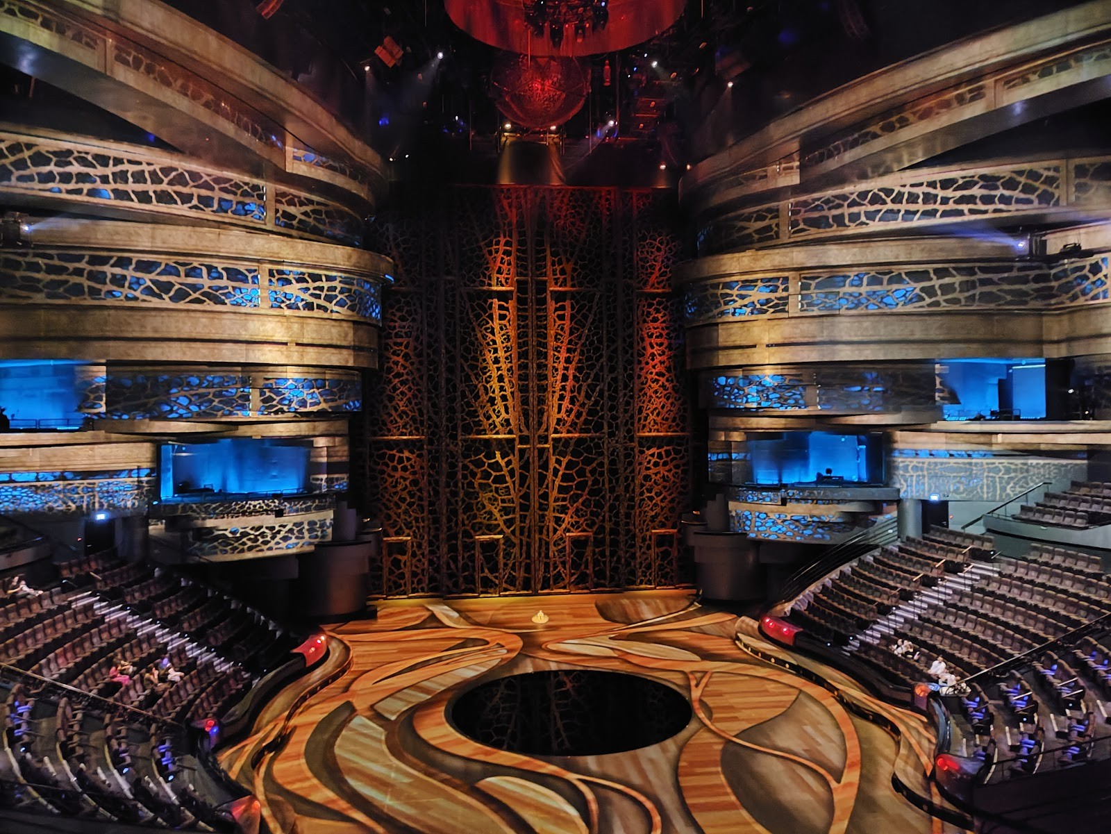 Al Habtoor Theater
